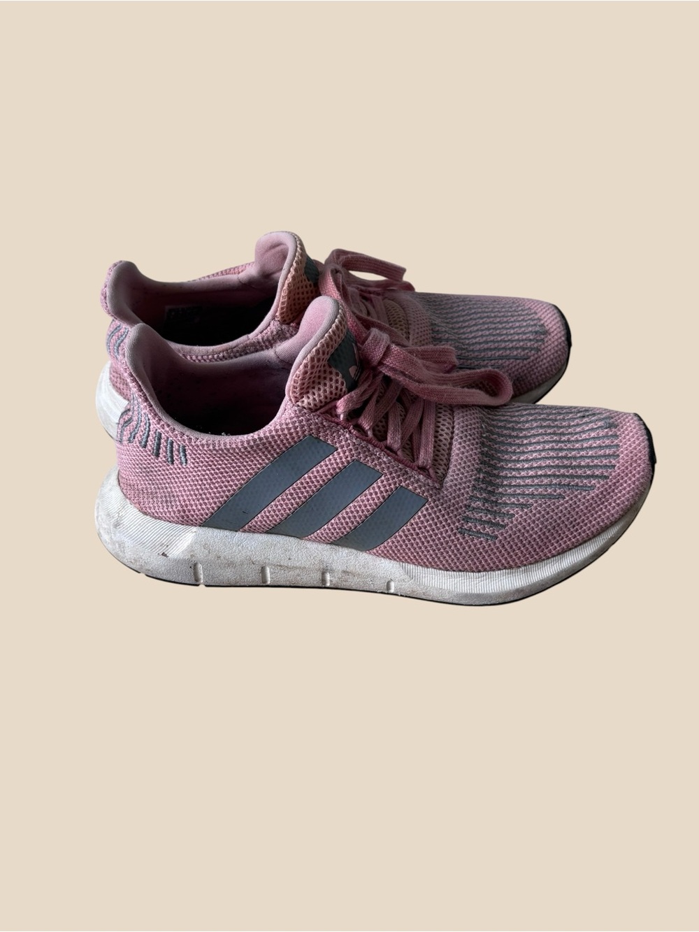 adidas Women’s SwiftRun Pink, Running Sneakers